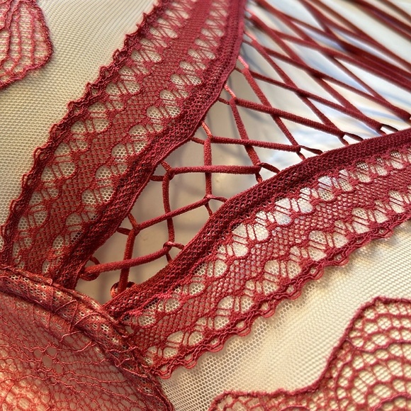 Victoria’s‎ Secret Very Sexy High Neck Corset Lace Up Racerback Bralette Bra XS - Picture 11 of 17